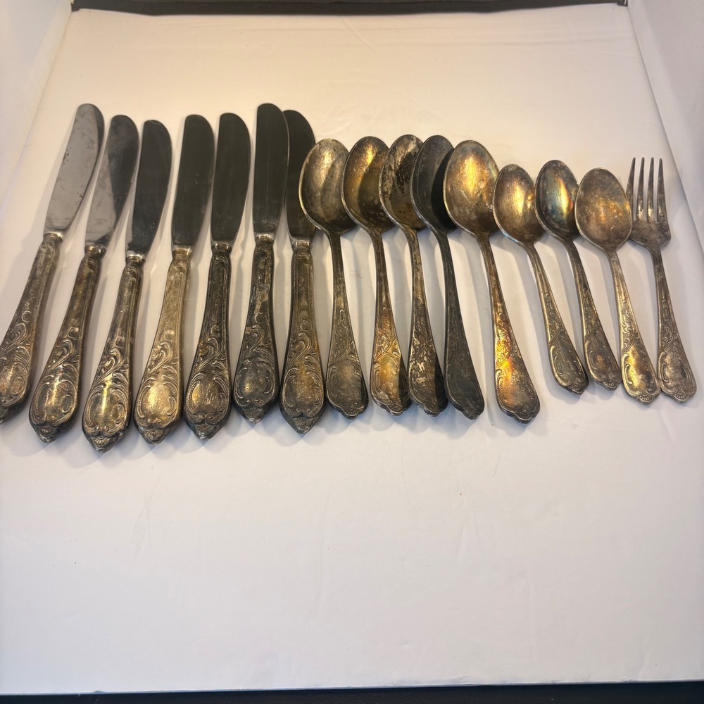 Vintage Retroneu ELEGANCE Korea Stainless 16pc Flatware Lot Knives Spoons Fork